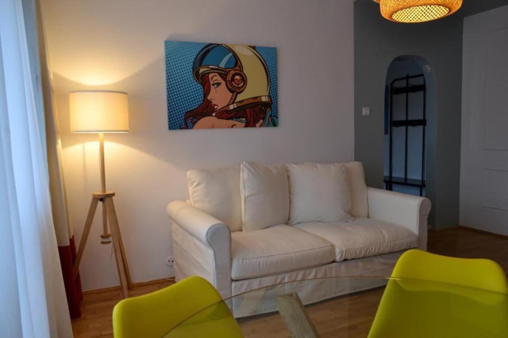House Of Joy Apartment Cluj-Napoca Exterior photo